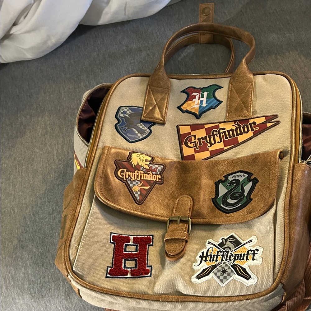 Hogwarts House Canvas Backpack - Tan and Brown
